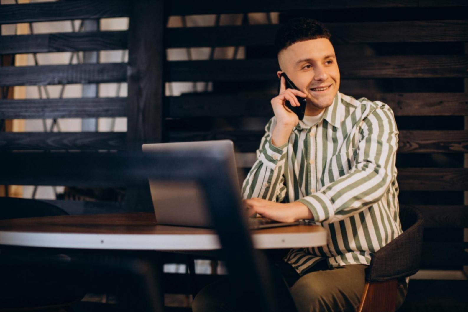 Early blockchain education session with students reviewing distributed ledger concepts